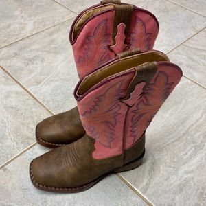 Little cowgirl boots